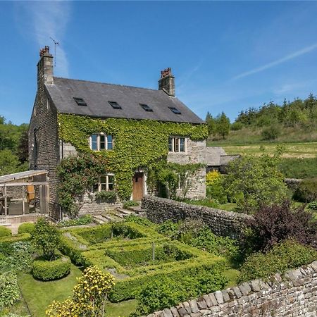 Large Country Farmhouse Waddington  Exterior photo