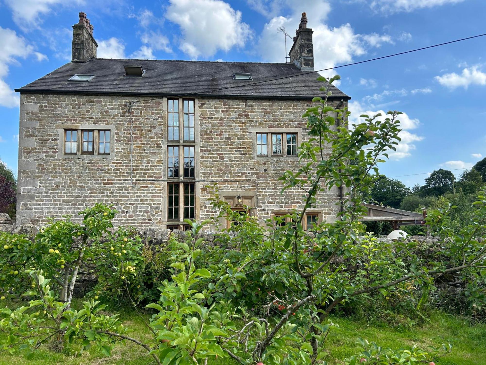 Large Country Farmhouse Waddington  Exterior photo